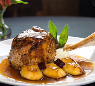 veal chop with apples